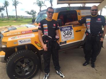 Rally dos Amigos: Troller Racing/Território Motorsport acelera com os goianos Rafael Cassol/Lélio Jr